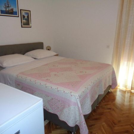 Pansion Danijela Hotel Rogoznica  Buitenkant foto
