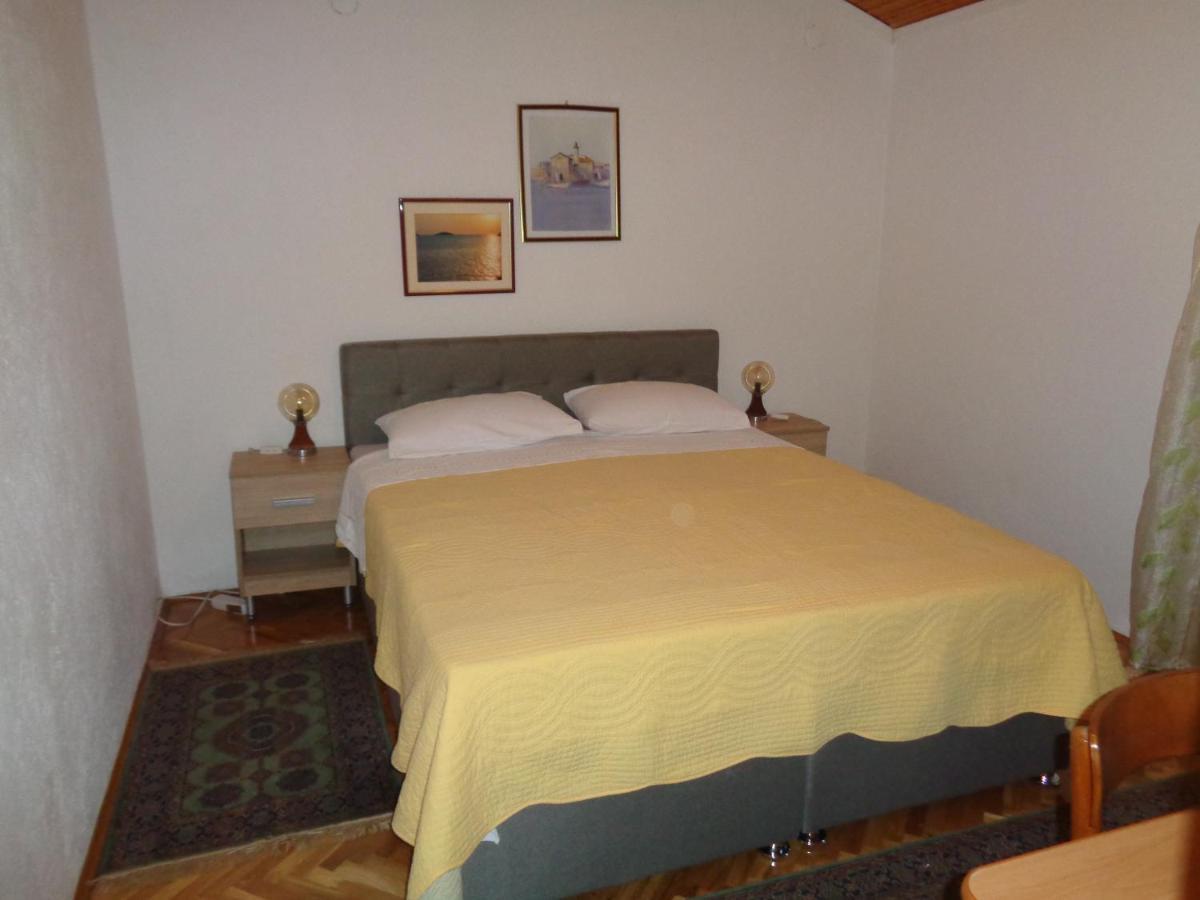 Pansion Danijela Hotel Rogoznica  Buitenkant foto