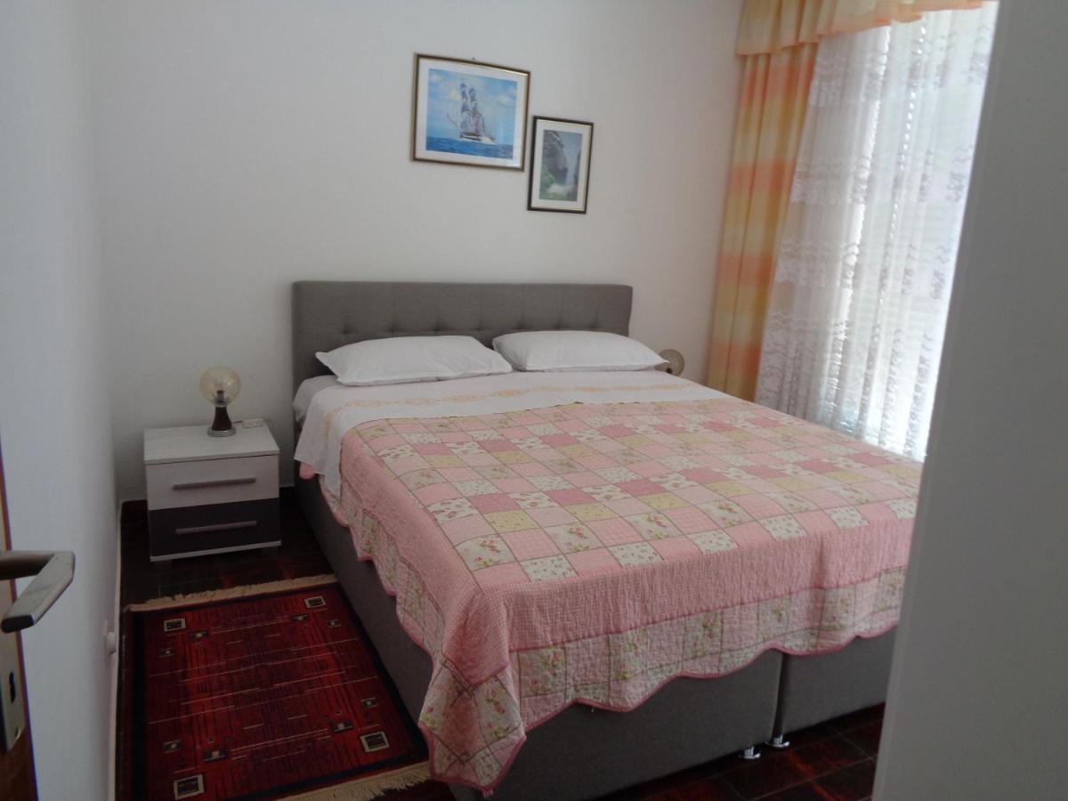 Pansion Danijela Hotel Rogoznica  Buitenkant foto