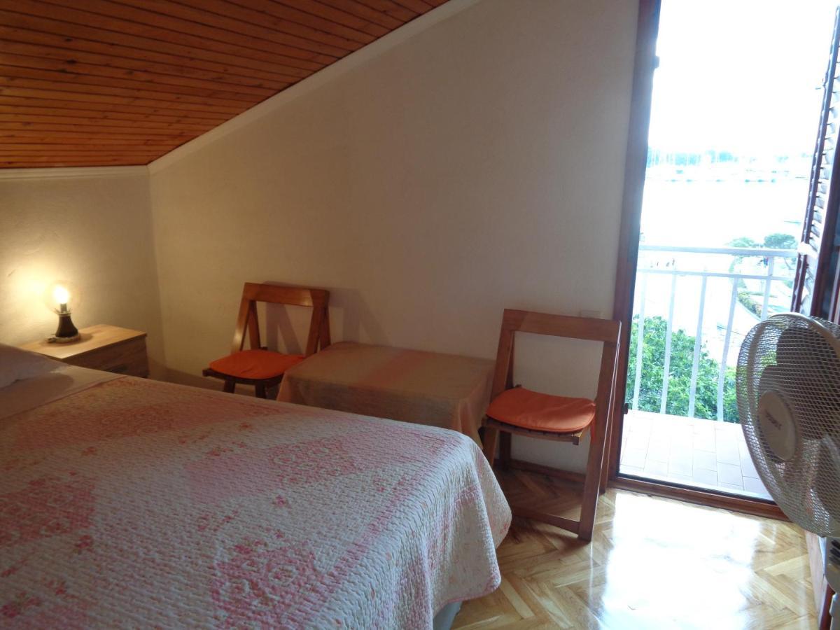 Pansion Danijela Hotel Rogoznica  Buitenkant foto